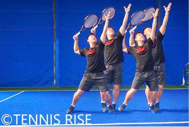 テニスでスマッシュを決める 自信を持つための3つのコツ 動画有 テニスの学校 硬式テニスの総合情報サイト