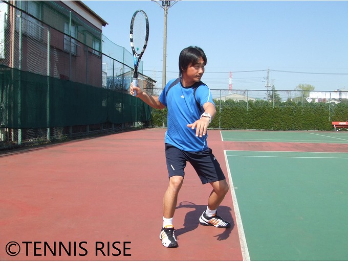 あなたのテニスは河合幸治の コアスイング で 進化する 動画有 テニスの学校 硬式テニスの総合情報サイト